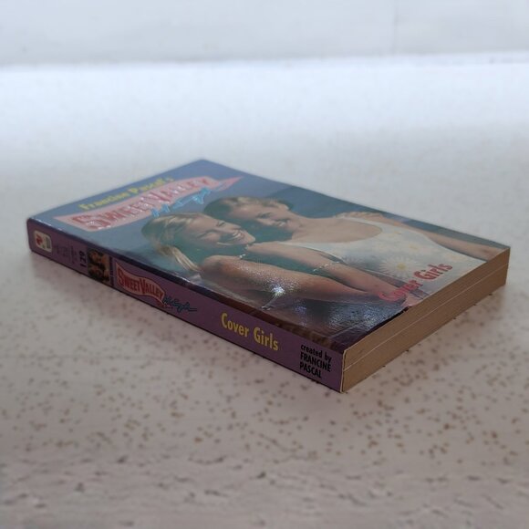 Sweet Valley High #129 Cover Girls - Picture 3 of 5